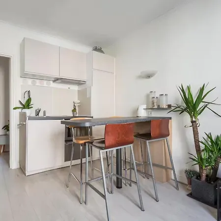 דירה Cozy 1-bedroom Metro At Your Doorstep With Eiffel Tower View!