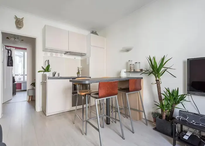 דירה Cozy 1-bedroom Metro At Your Doorstep With Eiffel Tower View!